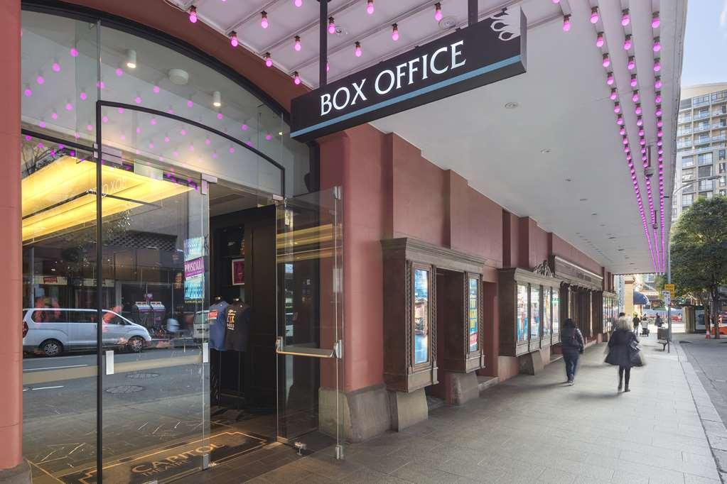 Oaks Sydney Castlereagh Suites Екстер'єр фото