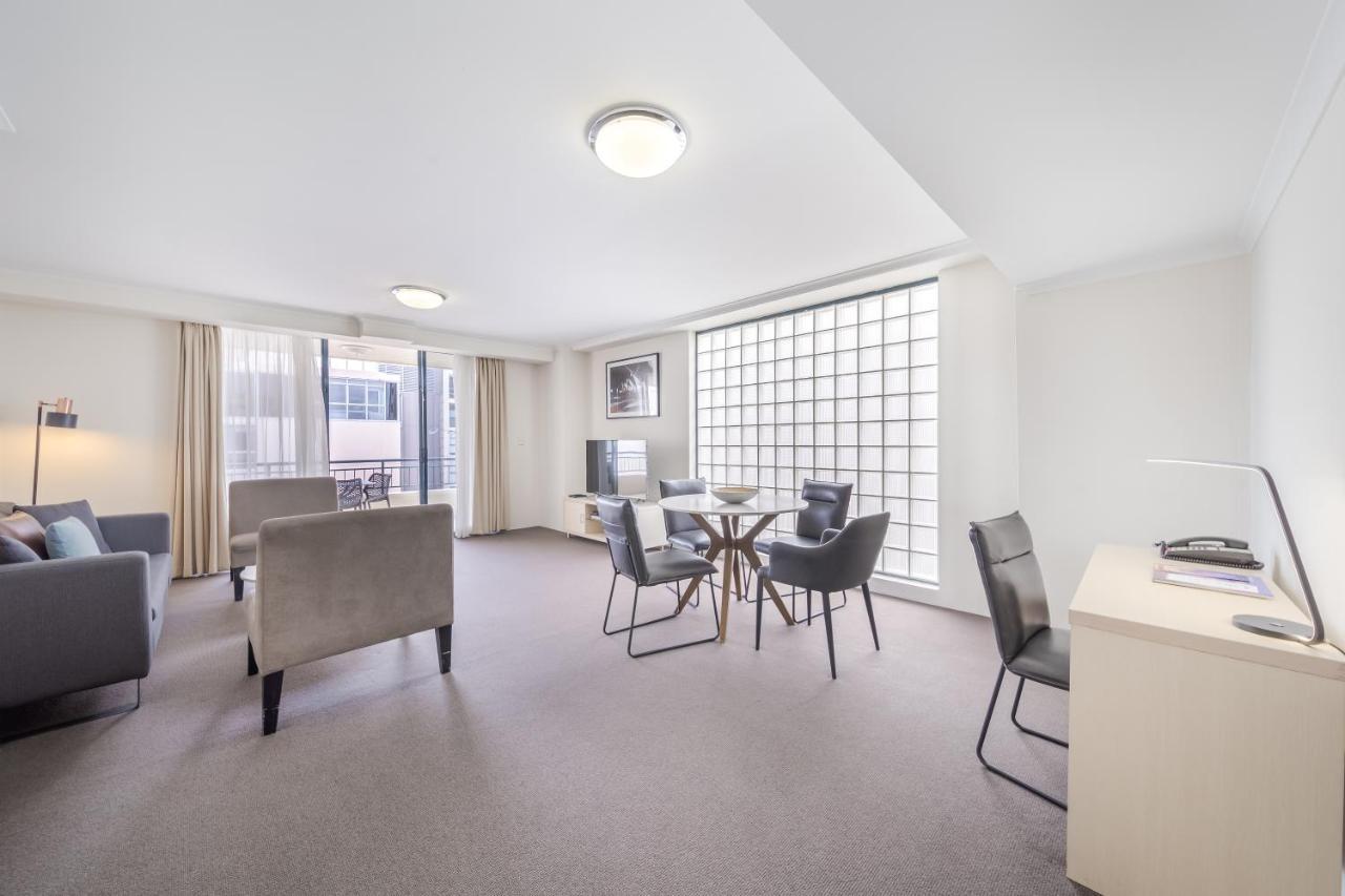Oaks Sydney Castlereagh Suites Екстер'єр фото