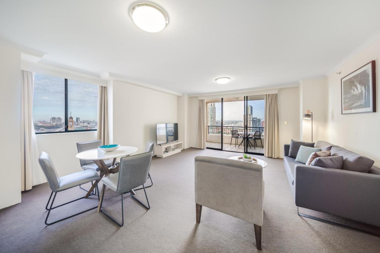 Oaks Sydney Castlereagh Suites Екстер'єр фото