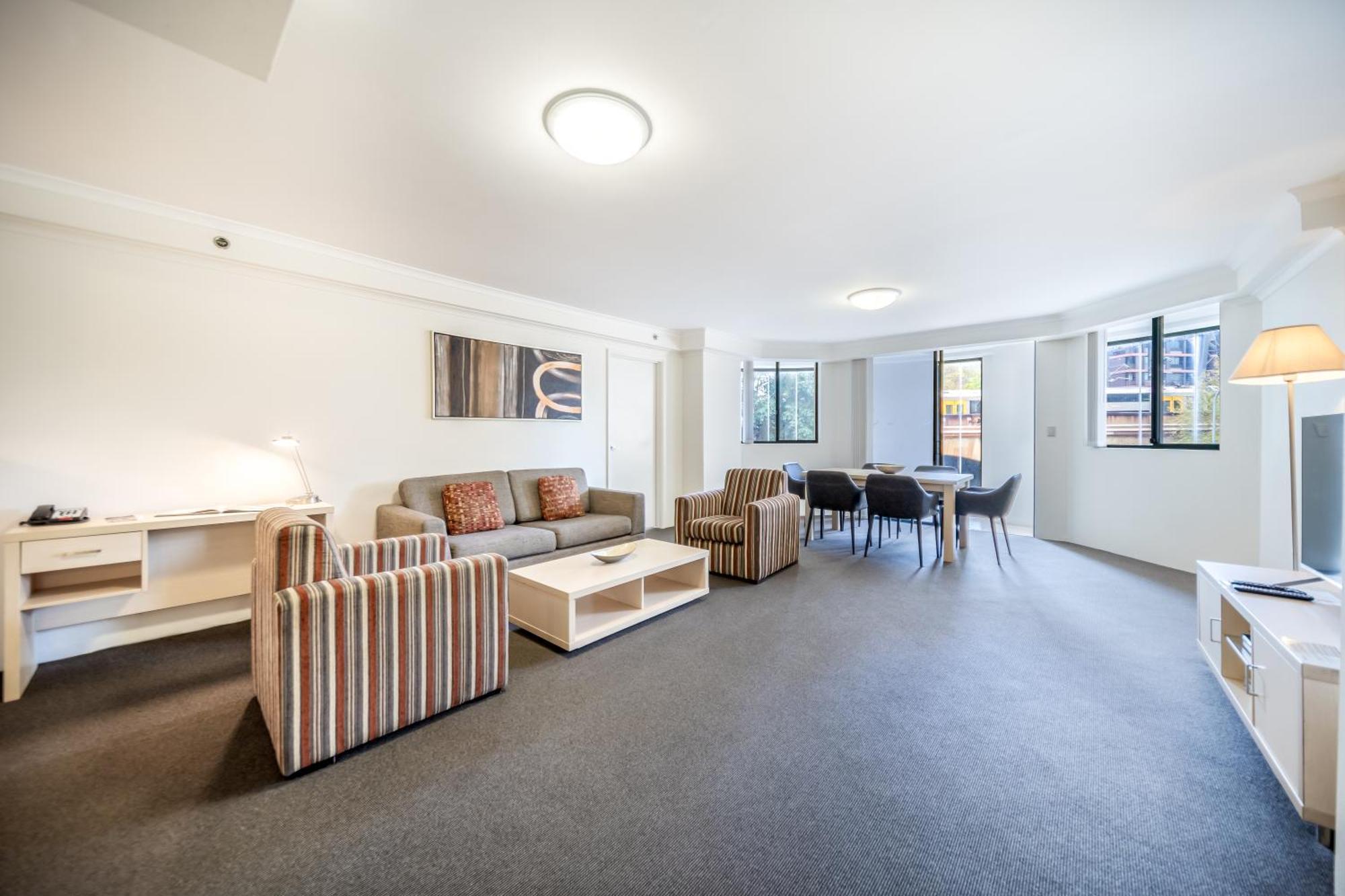 Oaks Sydney Castlereagh Suites Екстер'єр фото