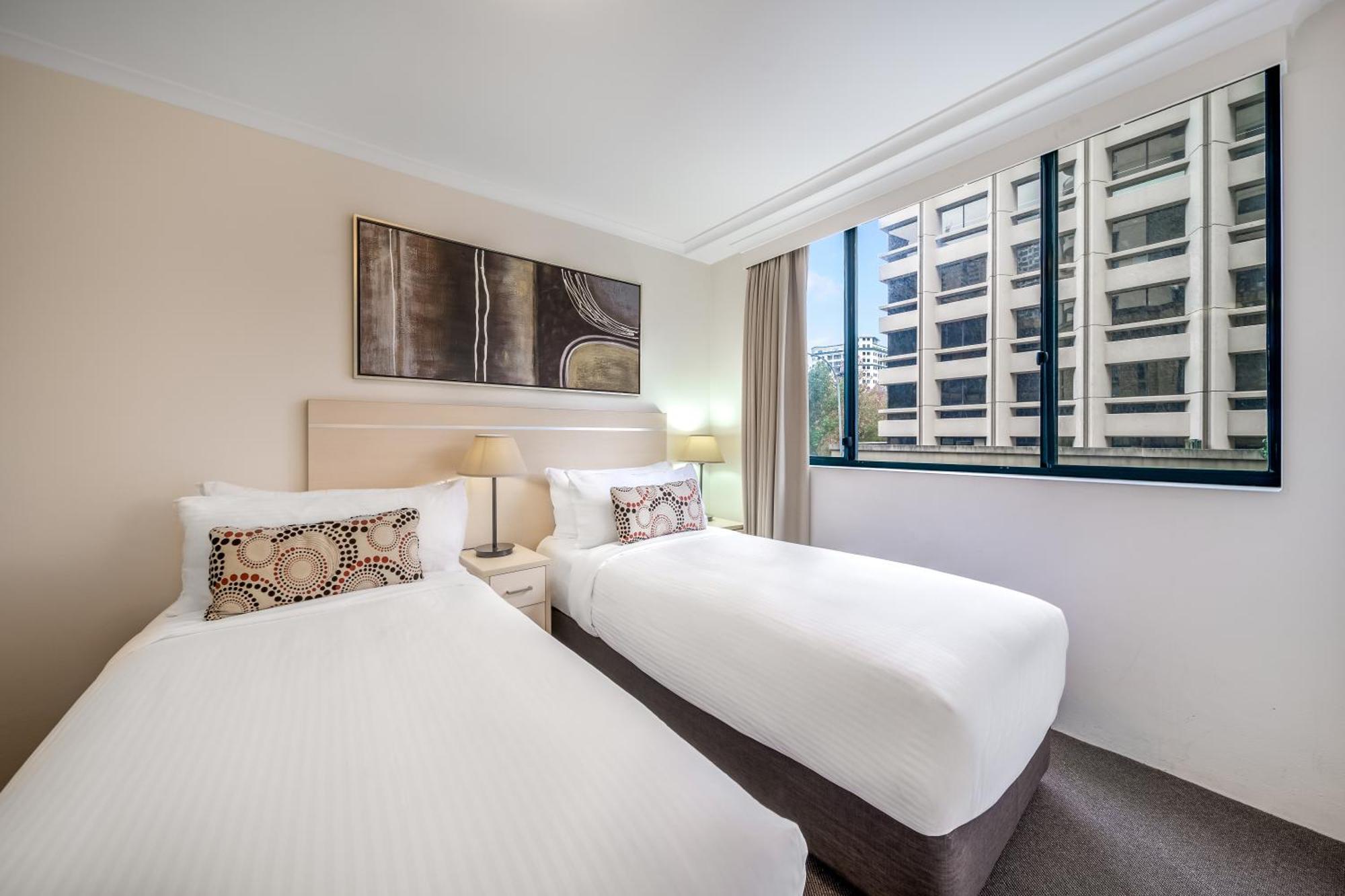 Oaks Sydney Castlereagh Suites Екстер'єр фото