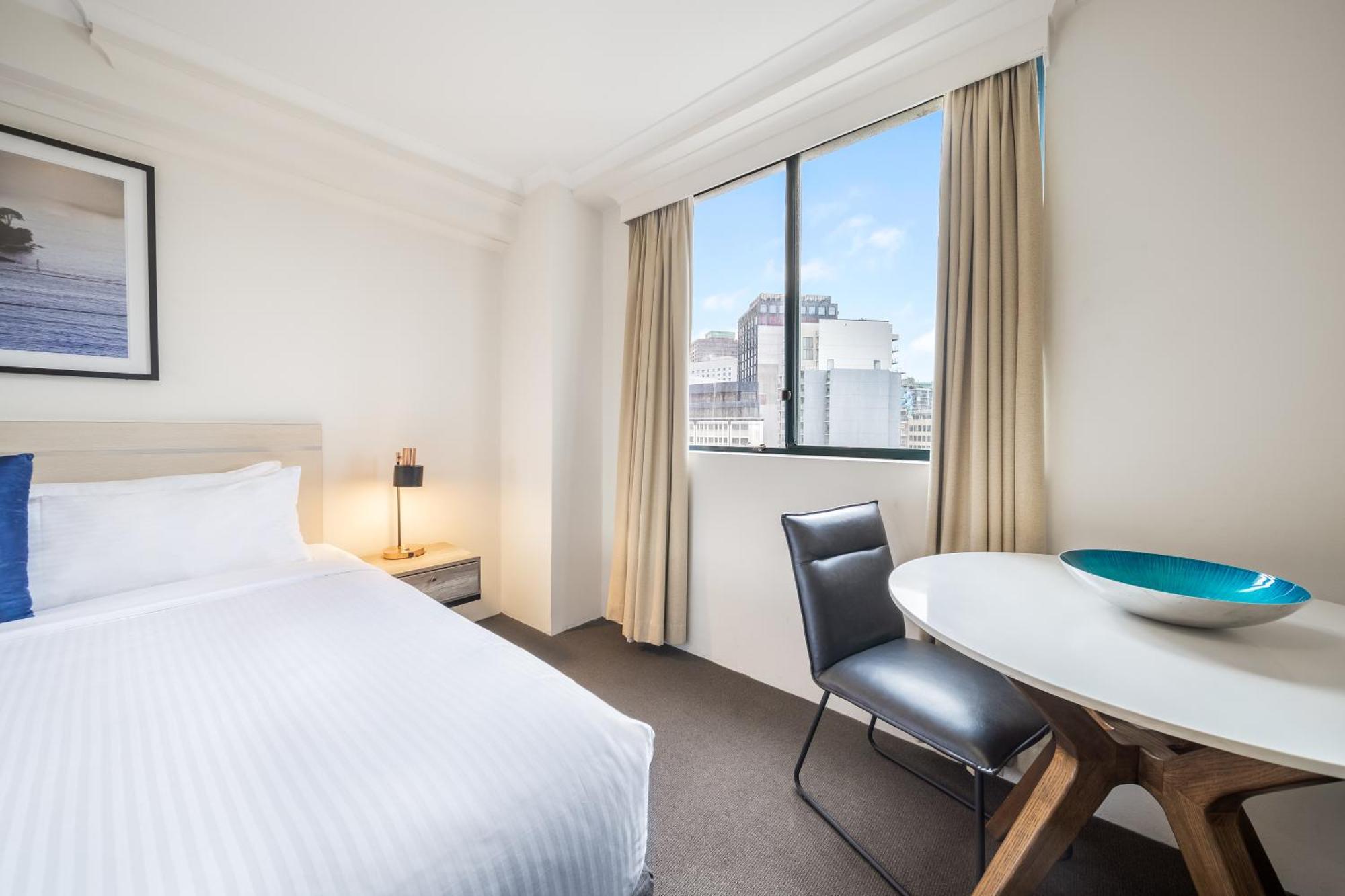 Oaks Sydney Castlereagh Suites Екстер'єр фото