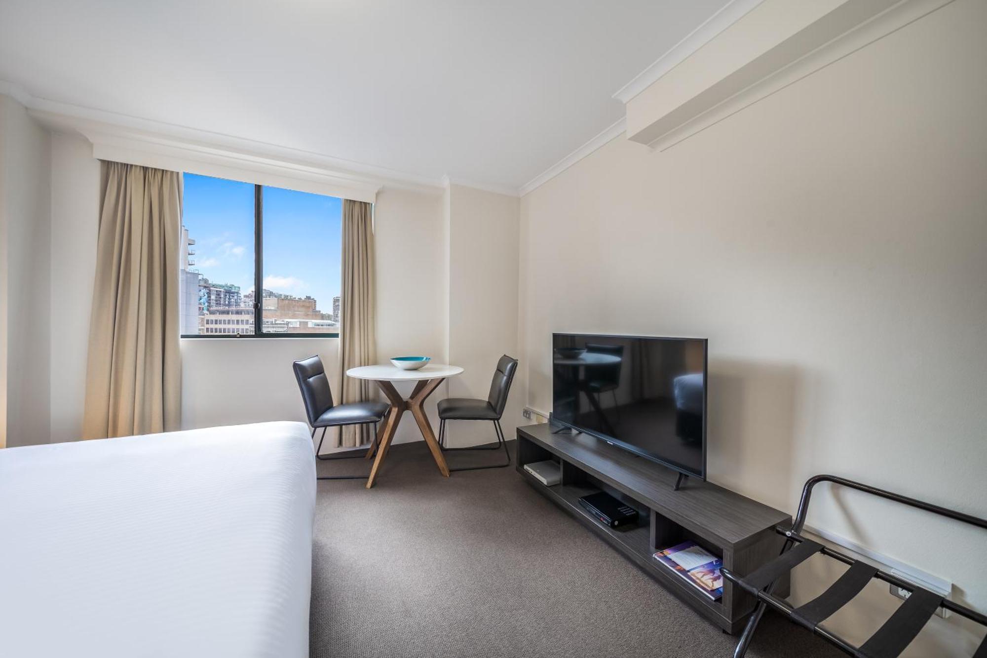 Oaks Sydney Castlereagh Suites Екстер'єр фото