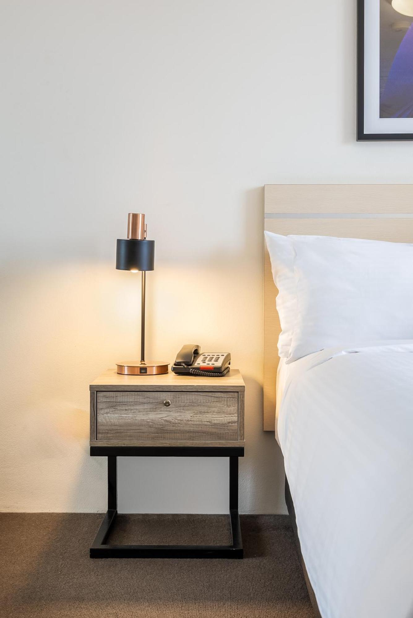 Oaks Sydney Castlereagh Suites Екстер'єр фото